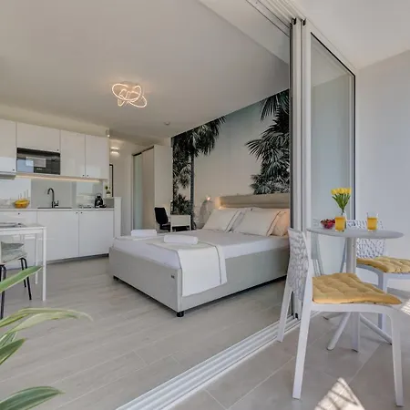 New Sunny With Balcony, Center * Spalato