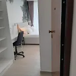 New Sunny With Balcony, Center شقة سبليت