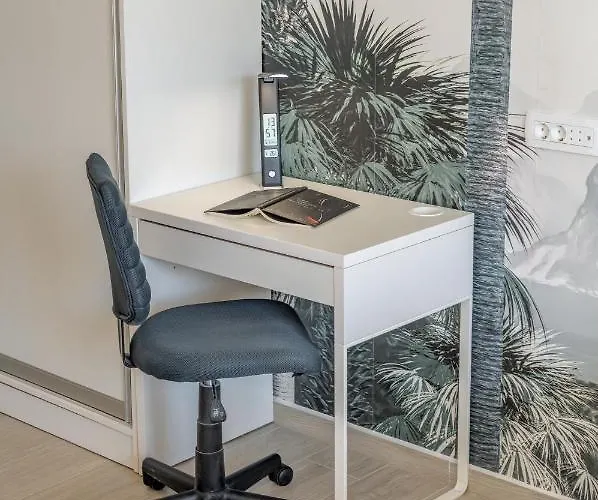 Διαμέρισμα New Sunny With Balcony, Center